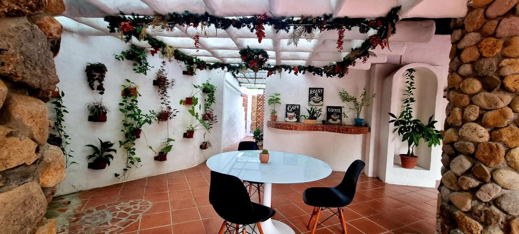 Hotel Mia Nueva Gorgona Extérieur photo